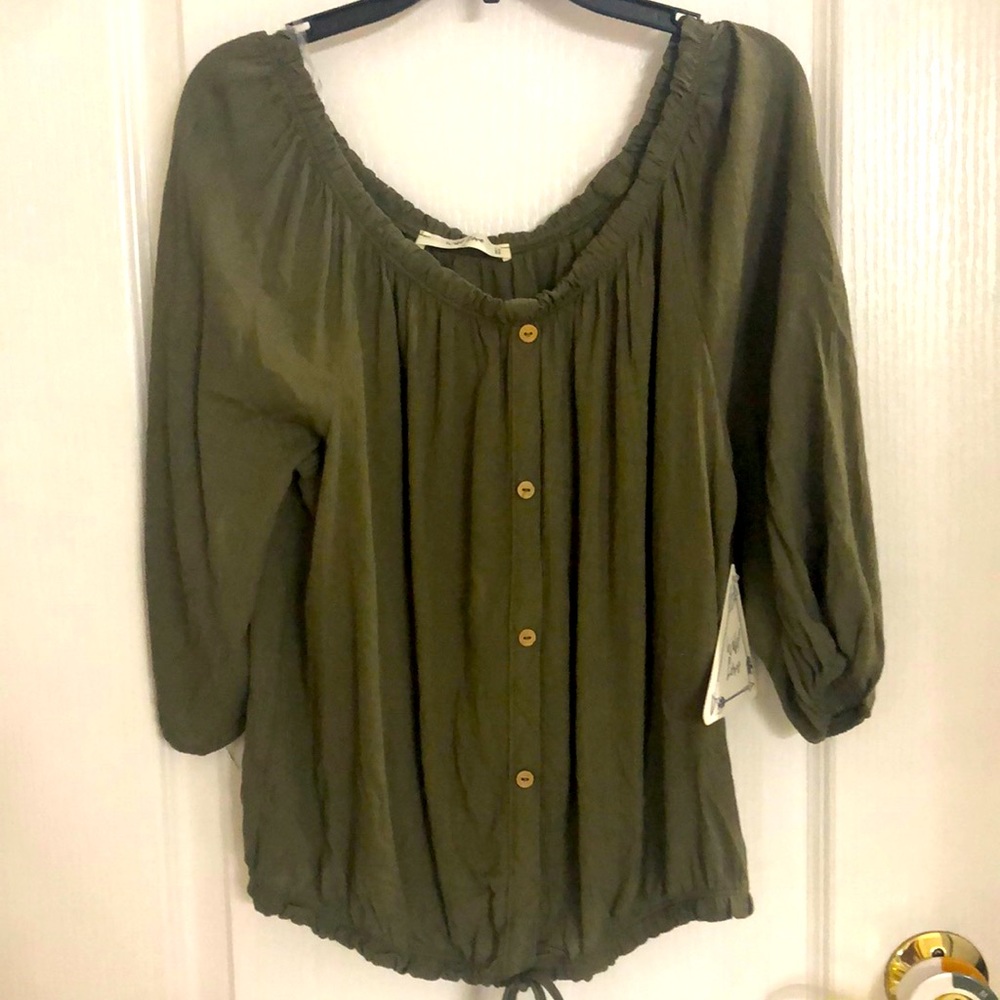 Wild Love Juniors 3/4 sleeve Blouse